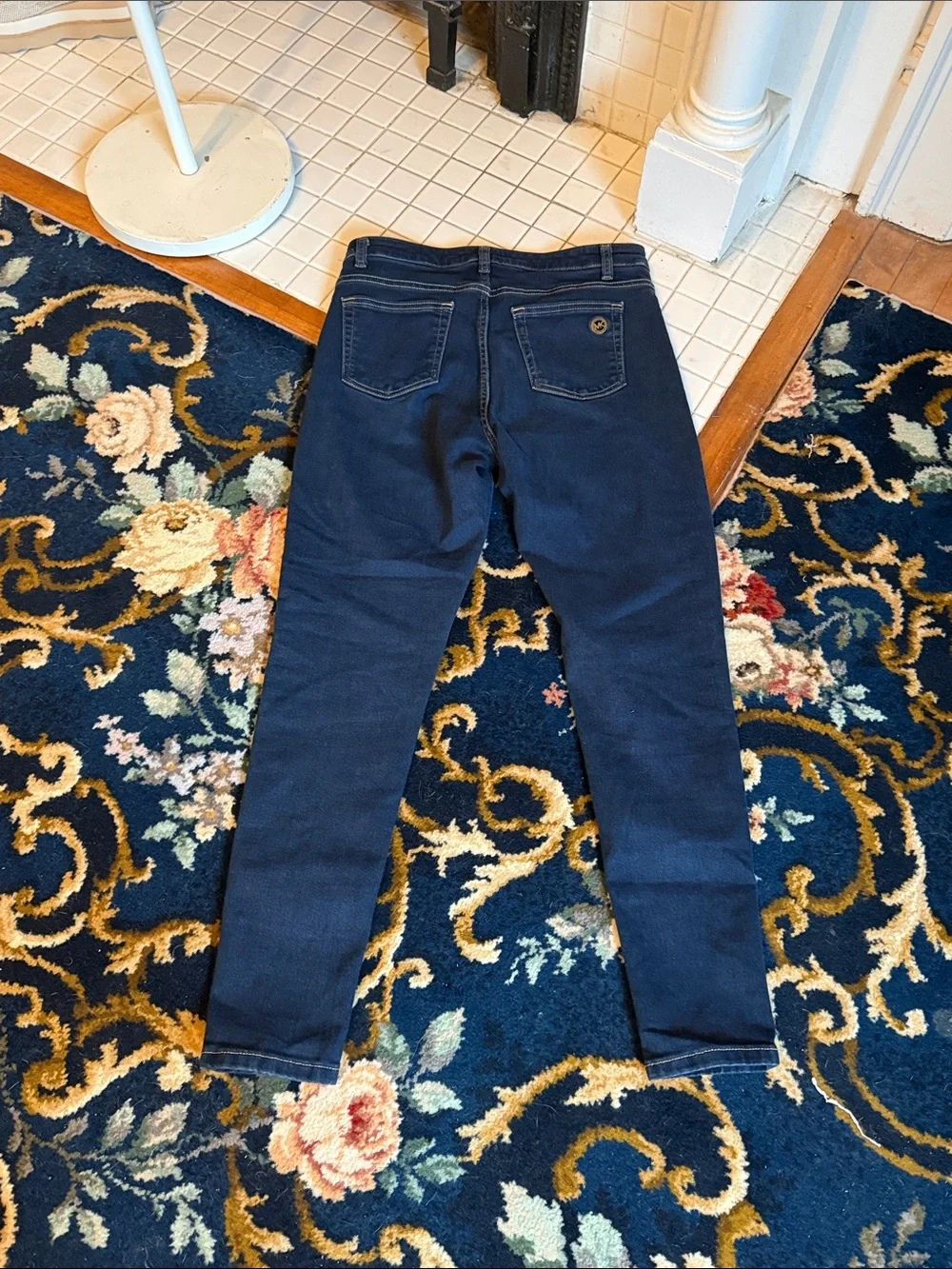 Michael Kors Izzy skinny jeans- worn 4-5 times. 99 retail